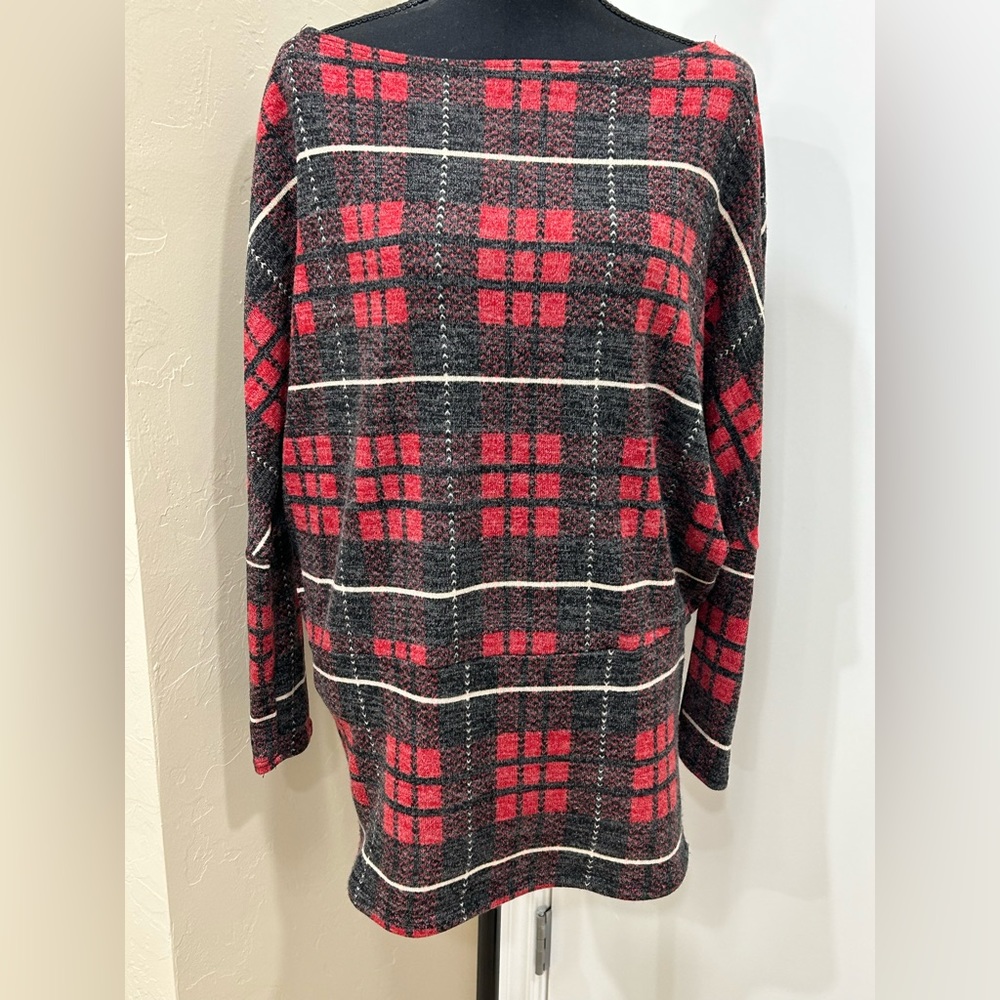 First Love plaid top- size medium